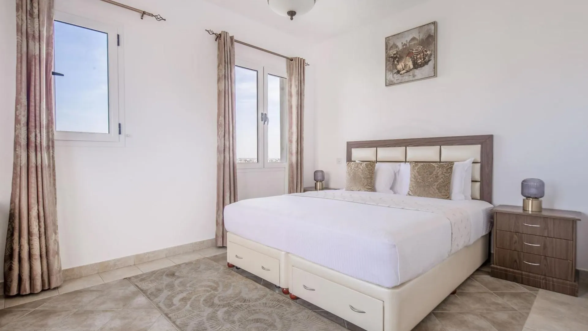 Frank Porter - Al Badia 2 Apartment Dubai United Arab Emirates